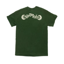 Ladda upp bild till gallerivisning, T-Shirt Moon green Omnipollos hatt
